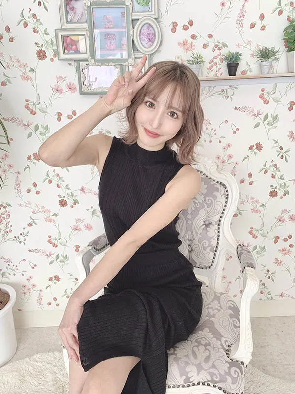 百永纱里奈形象照片