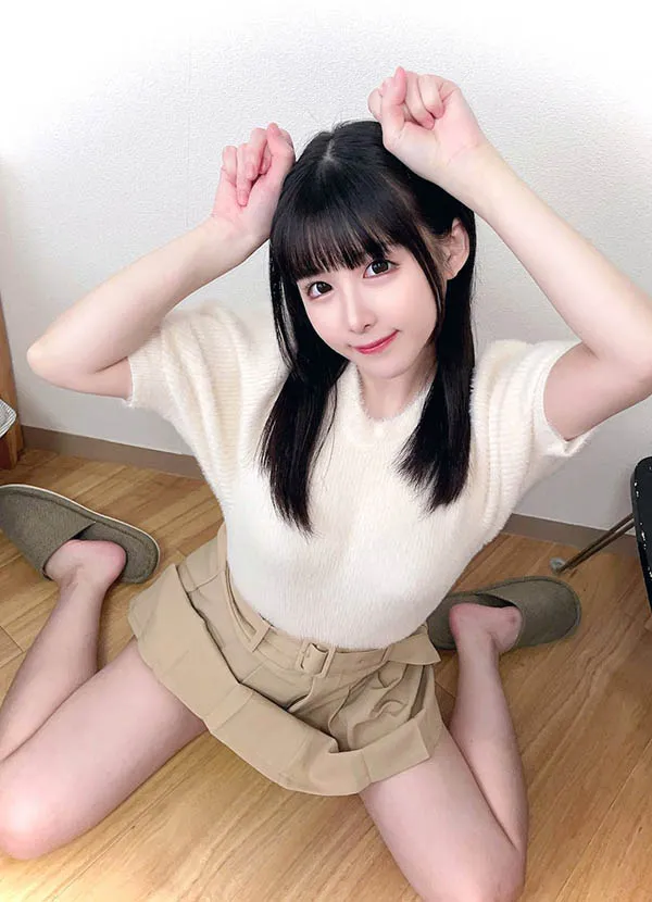 横宫七海肖像照，年轻且清新的女姓形象