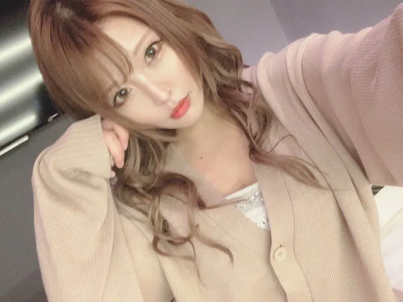 新村あかり作品展示