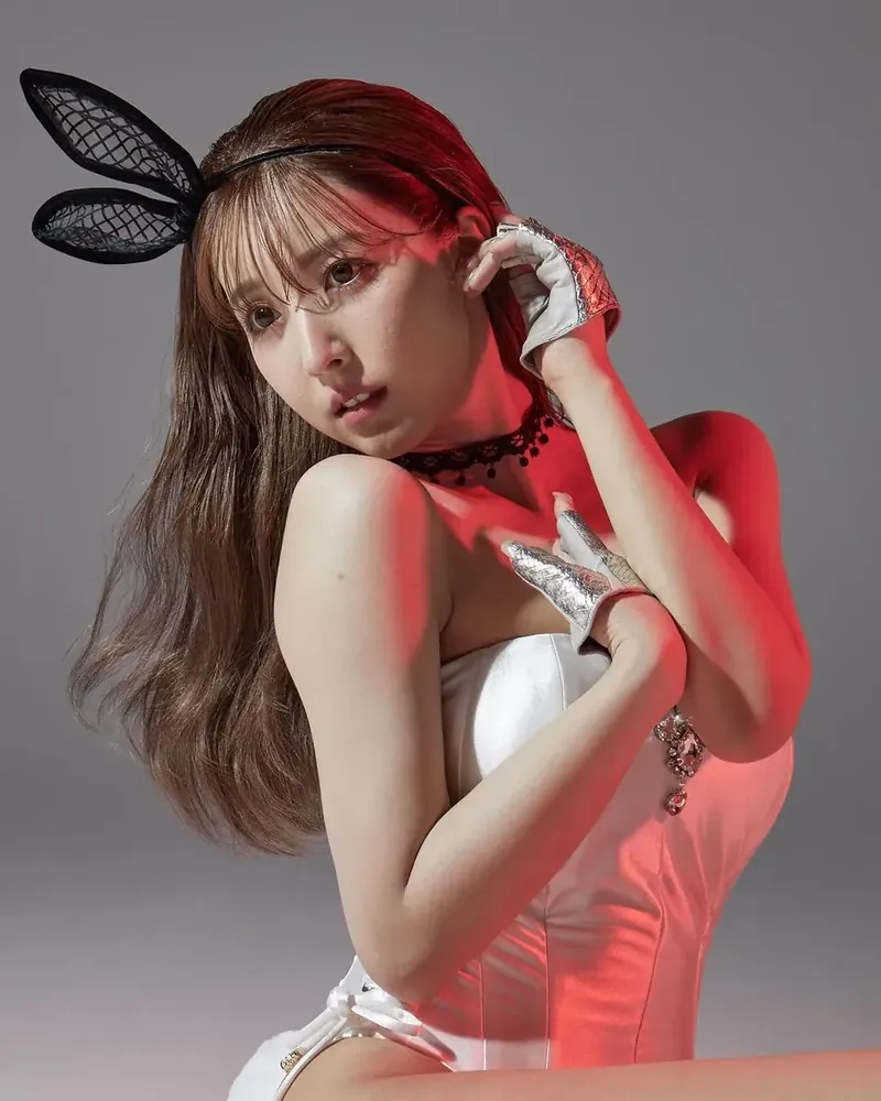 筿田ゆう参与Madonna品牌作品现场