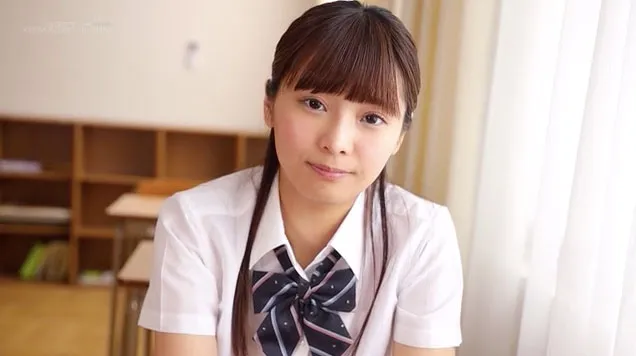 久留木玲多场景表演