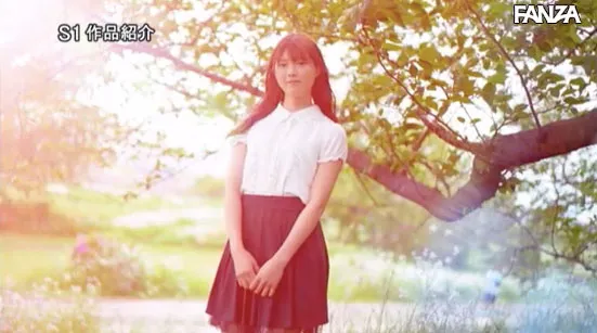 白叶莉子宣传照