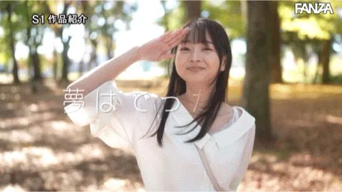 美云爱梨生活照