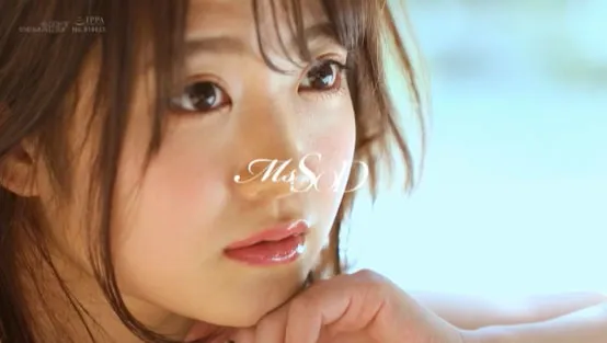 诗月まどか高清图片