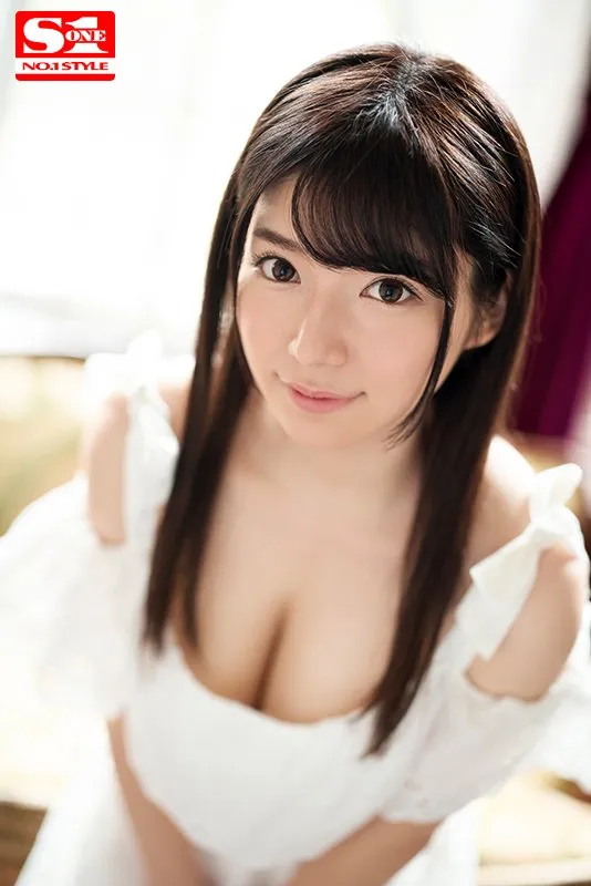 朝比奈ななせ特写