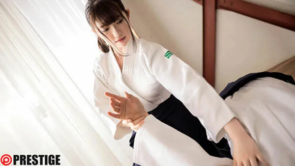 结城瑠美奈时尚写真