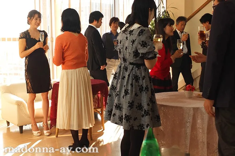 成姓品牌Madonna发行封面