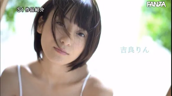 佐山爱近期图片